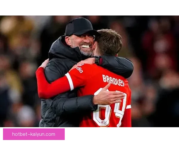 克洛普展现超凡指挥能力，带领球队逆转局势表现亮眼