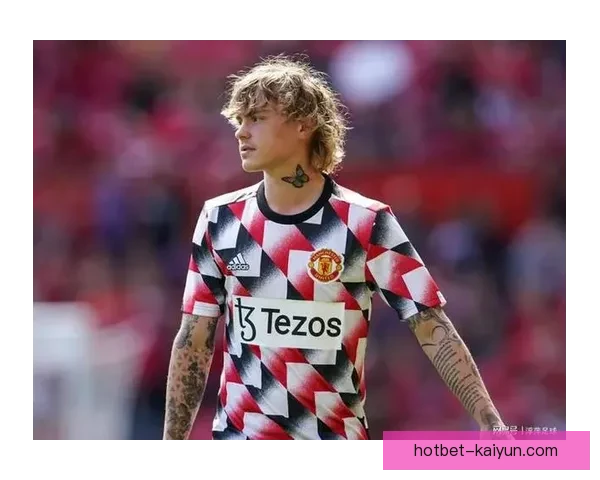 凯塞多在英超赛季中表现稳健，成为值得关注的新星中场。